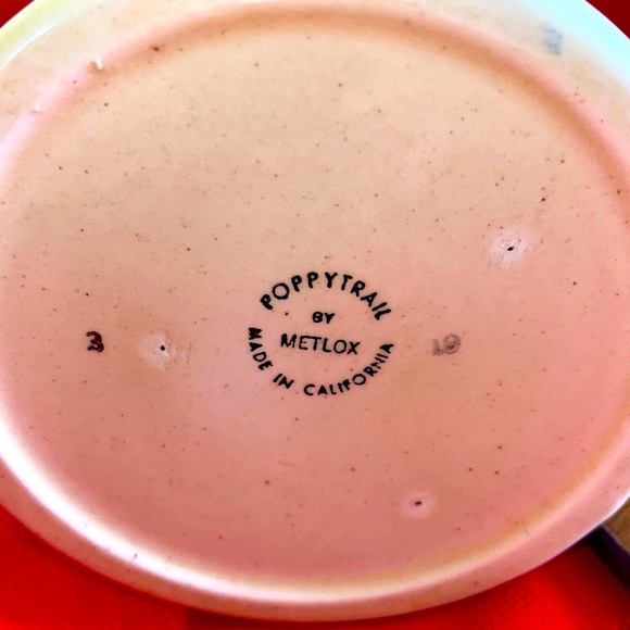 Ceramic Canister Set, Metlox Homestead Provincial Canister Set, Poppytrail Set 4 - Picture 7 of 8